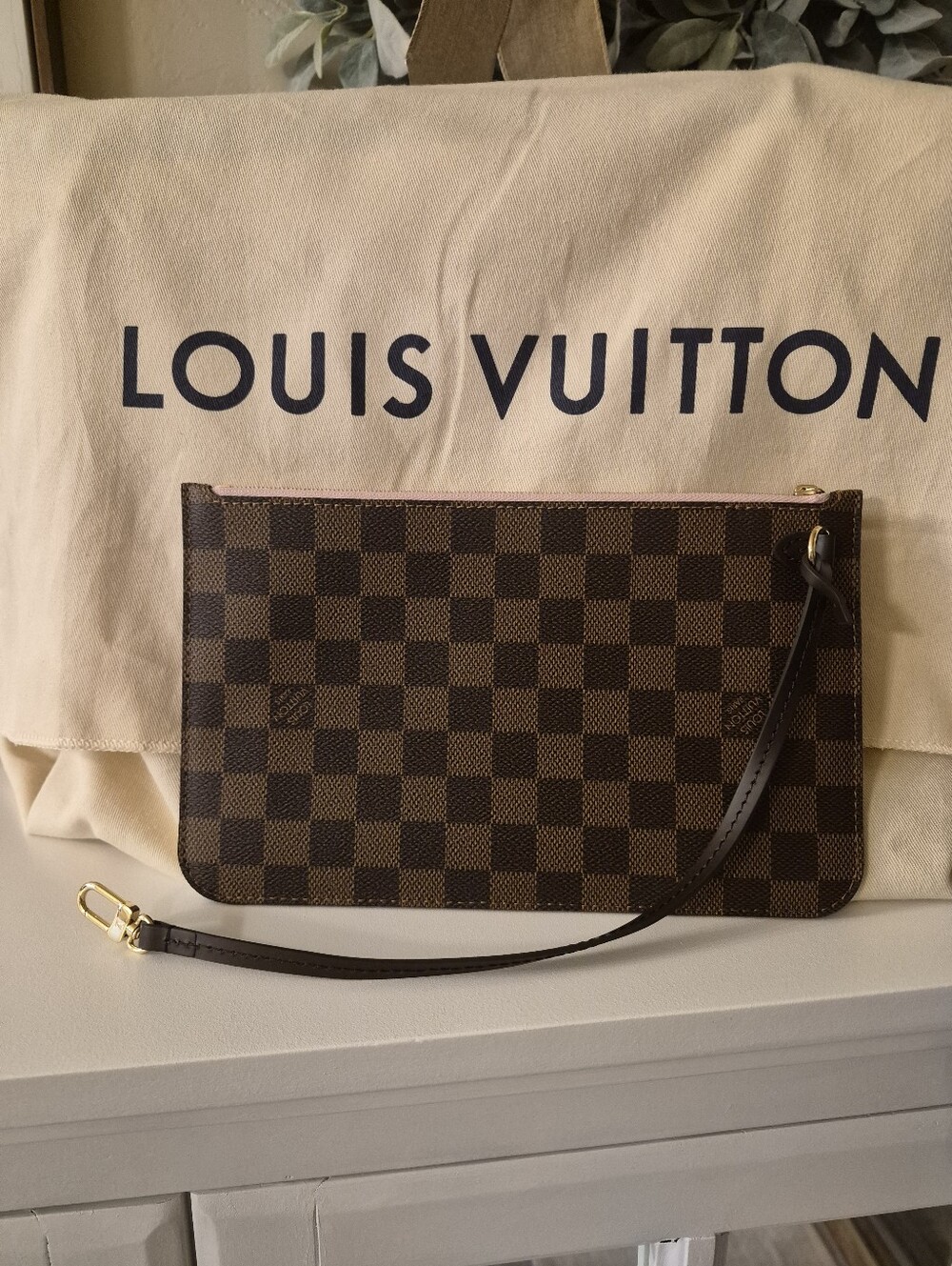 Louis Vuitton Pouchette